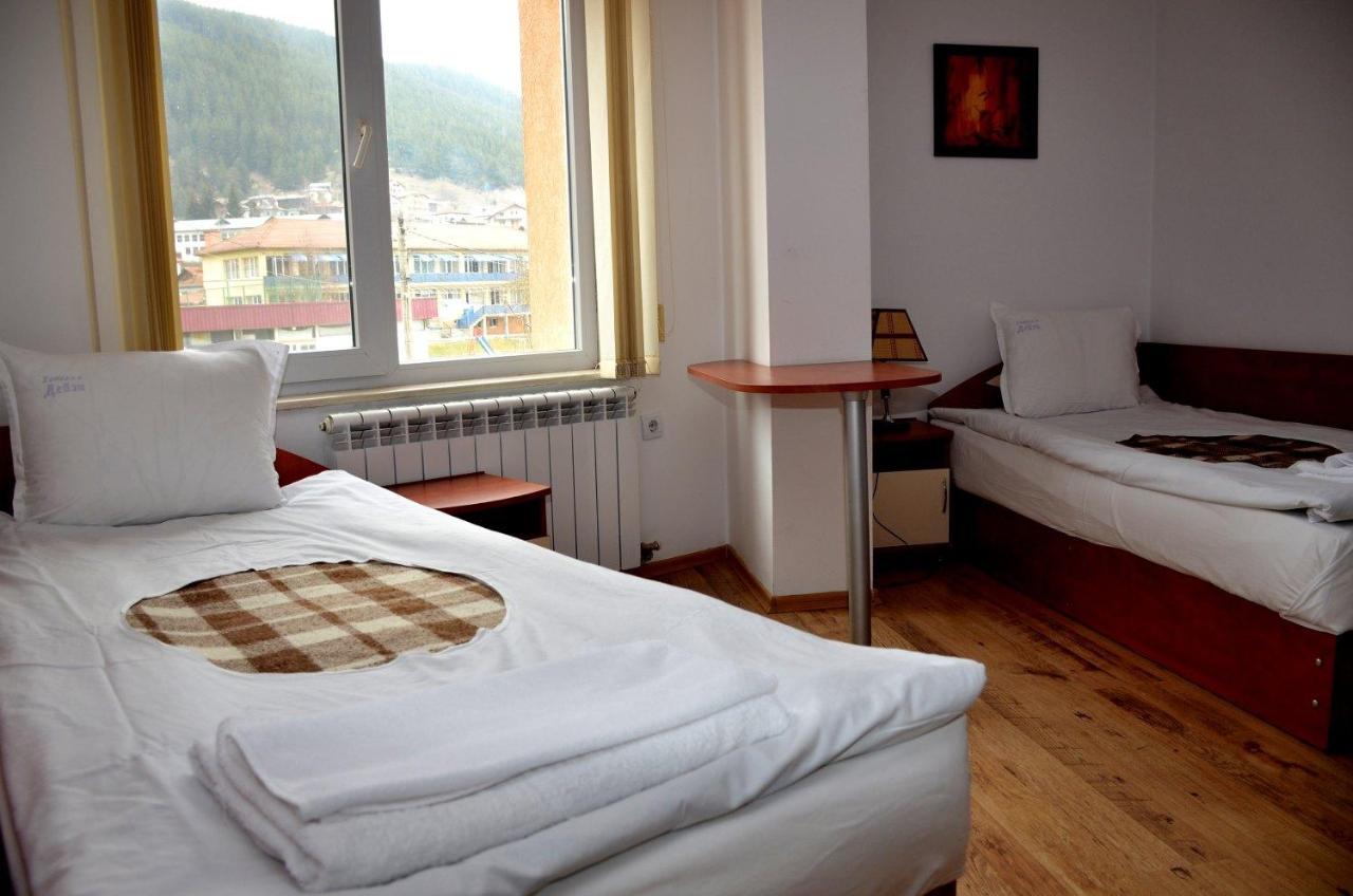Family Hotel Daisy Borino Экстерьер фото
